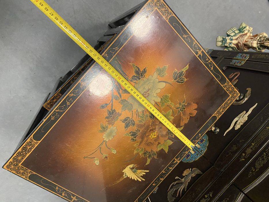 Троен сет японски маси изрисувани ръчно