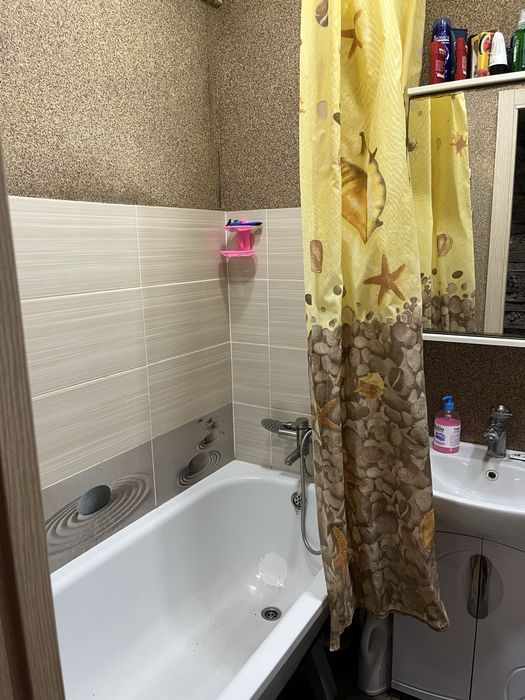 Продам квартиру на 6-ом мкр