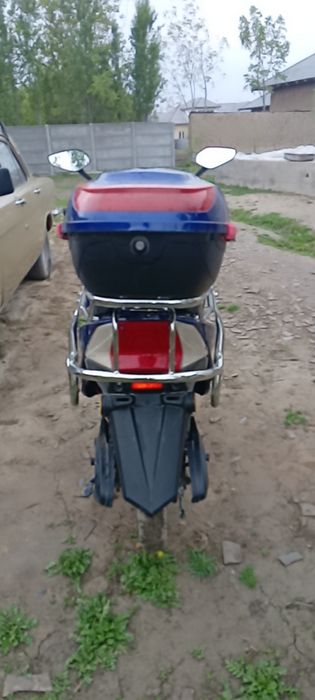 Электроскутер хохловчилар учун