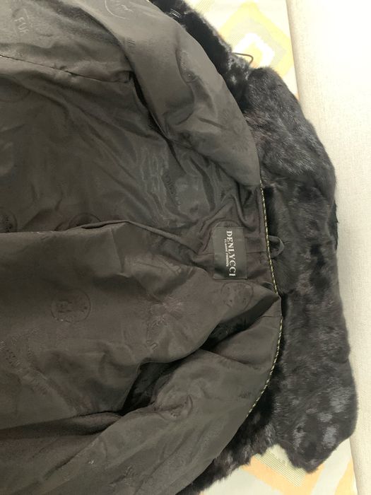 Продажа женской шубы