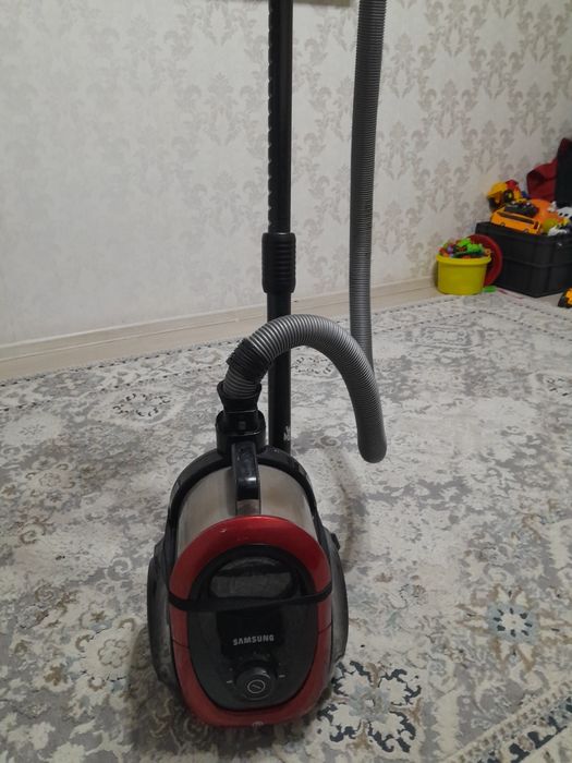 Продам пылесос самсунг