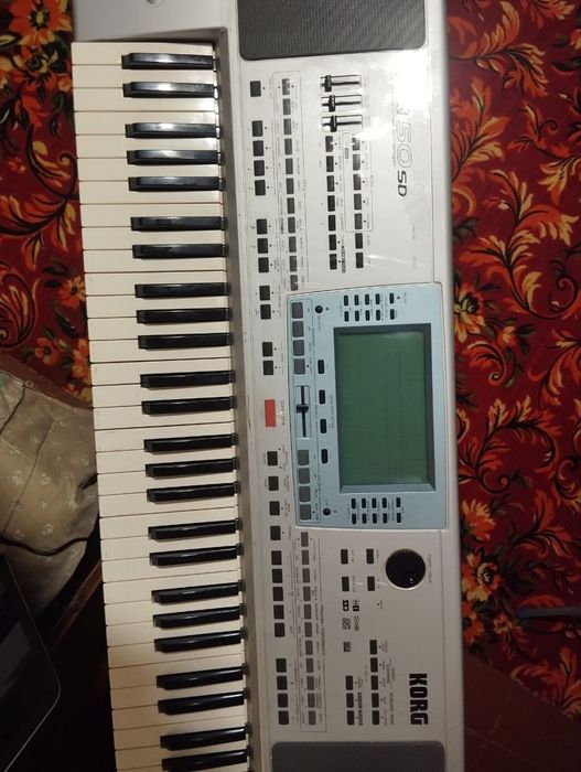 KORG ПА-50 SD сотилади
