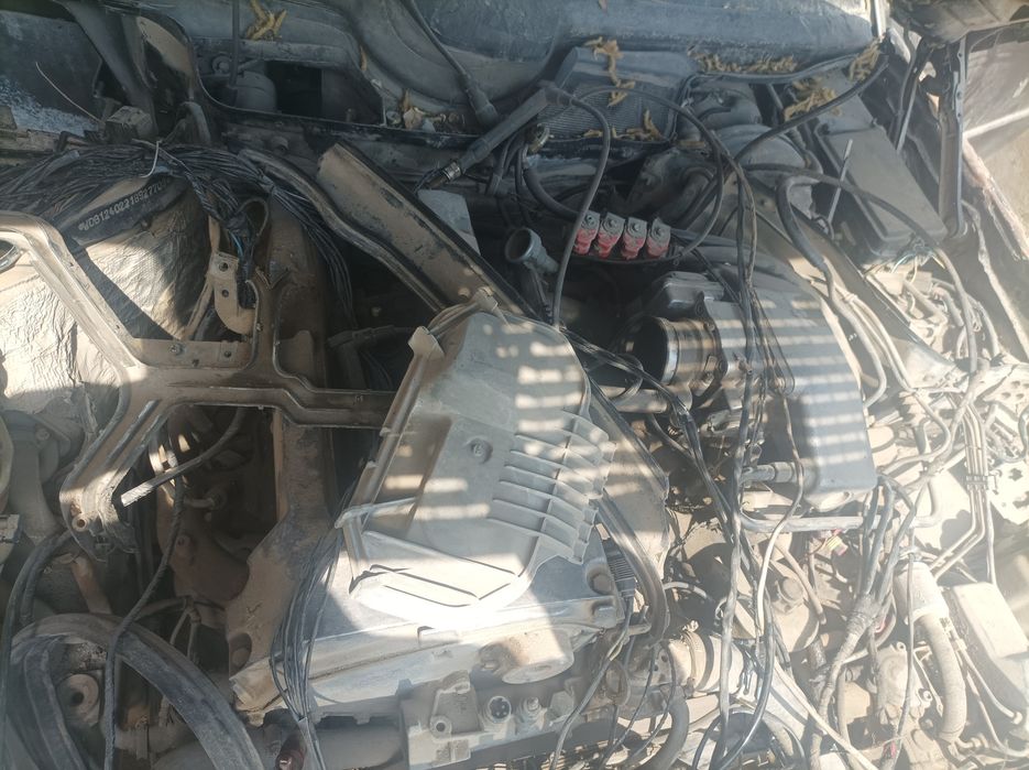 Мерседес Е220 м111