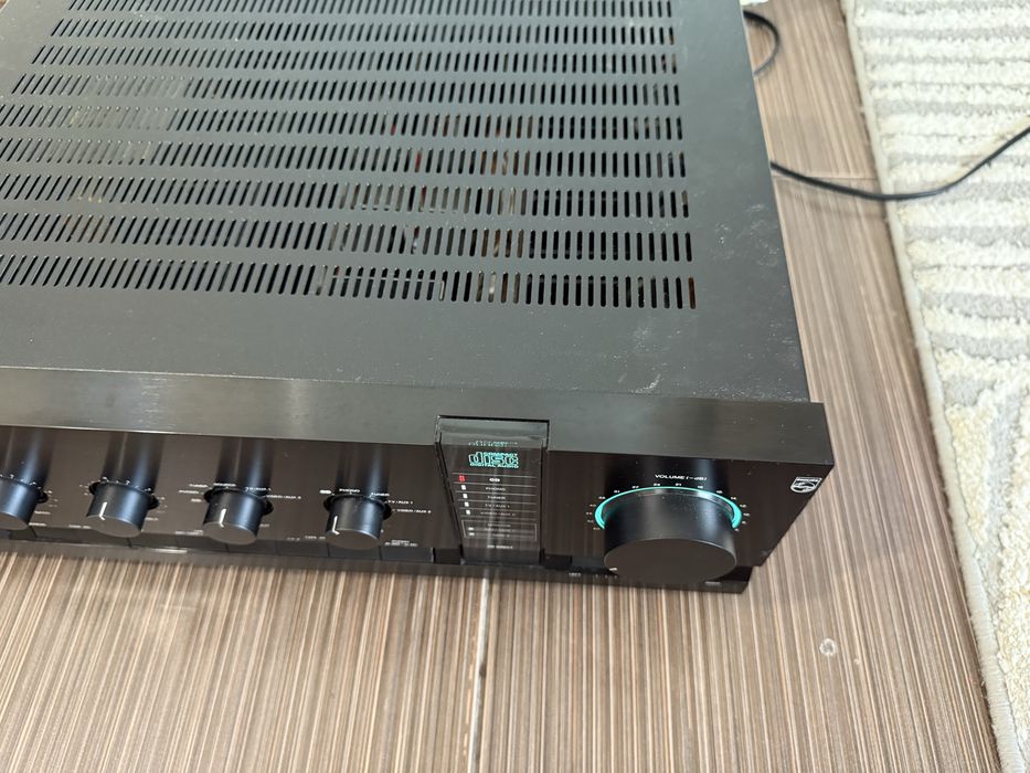 Philips FA-960 Качествен стерео усилвател