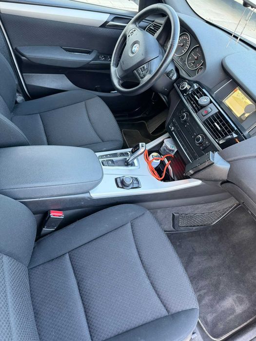 Bmw X3  masina personală