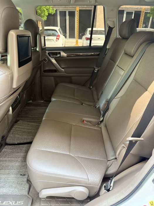 Lexus GX460