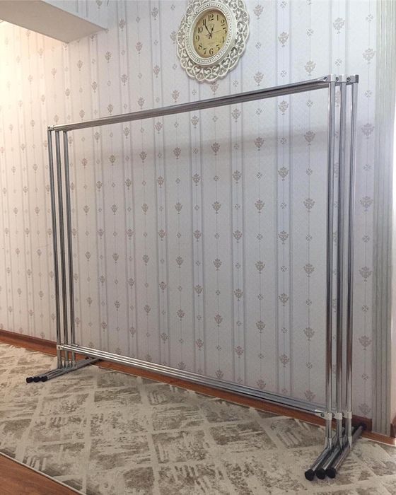 Хромированная рамка для ширмы