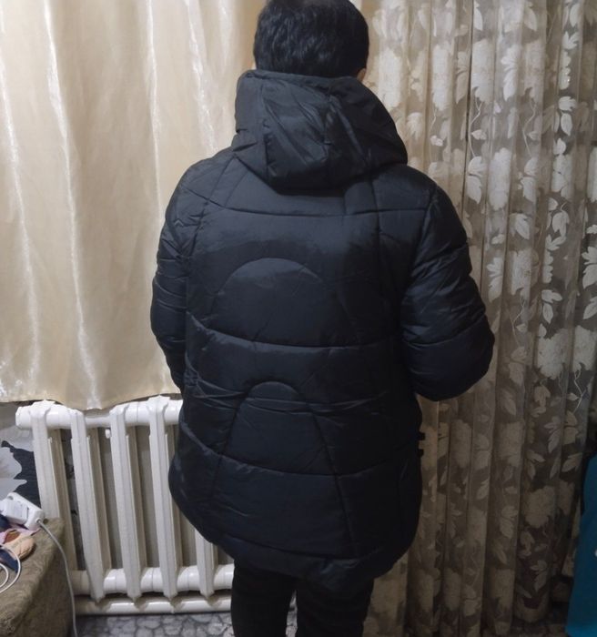 Продается весенняя куртка