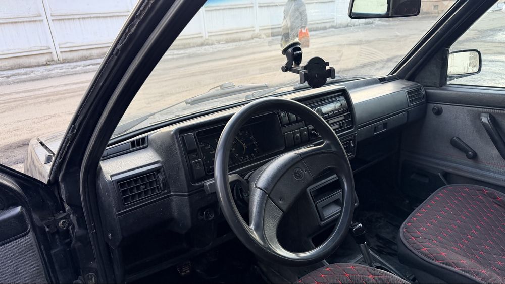 Срочная продажа Гольф 2 карбюратор 1.8