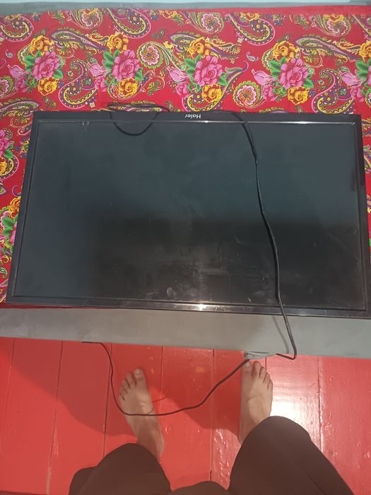 Телевизор Haer в идеальном состоянии