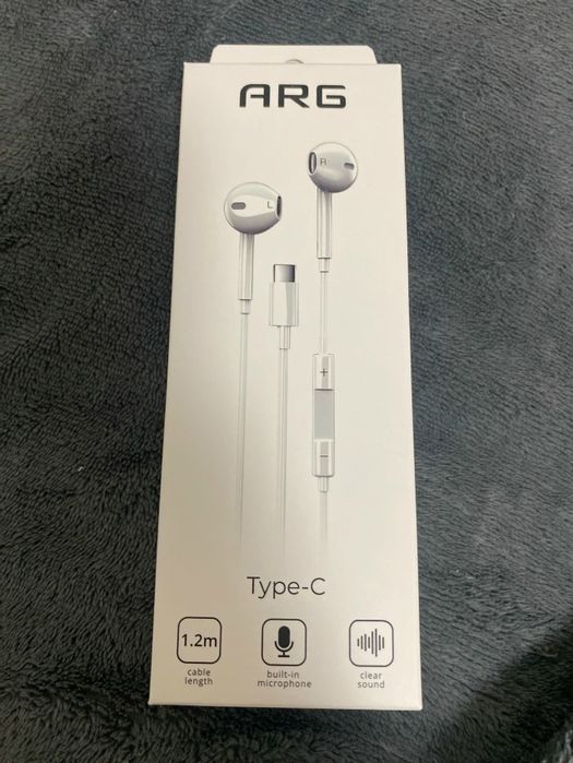 Продам наушники новые