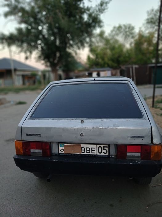 Срочно  продам  ваз-21093