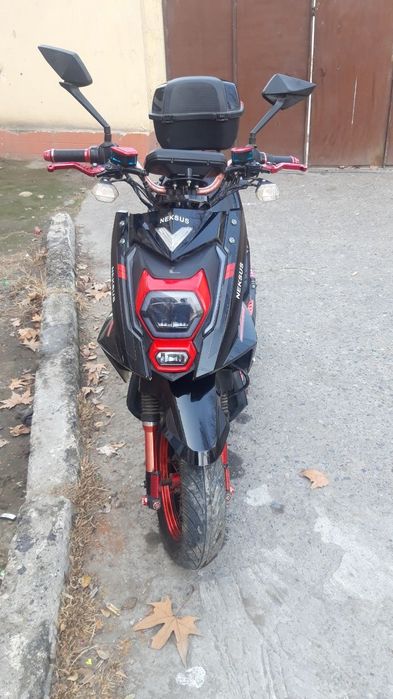 Rdlayin skuter sotiladi