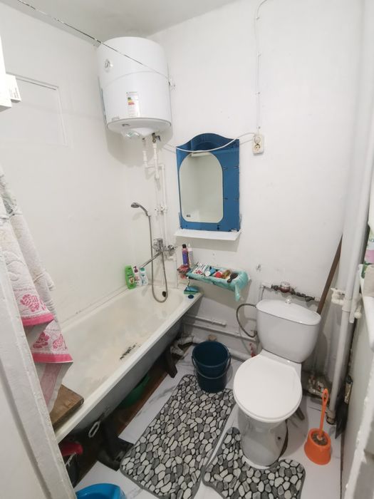 Продаётся 1-ком кв-ра. Мкр 19 дом 44