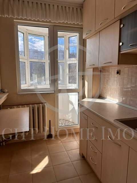 Продава се Тристаен апартамент в Пловдив, Кършияка - 120 кв.м за 799 €/кв.м - Снимка #2