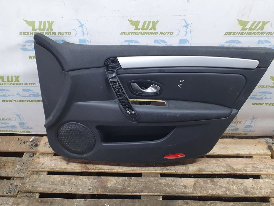 Fata portiera dreapta fata 809000400r Renault Laguna 3  [din 2007 pan