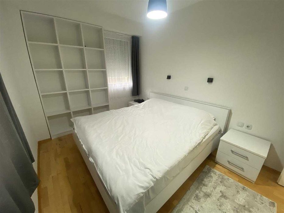 Дава се под наем Тристаен апартамент в София, Витоша - 85 кв.м за 765 € - Снимка #3