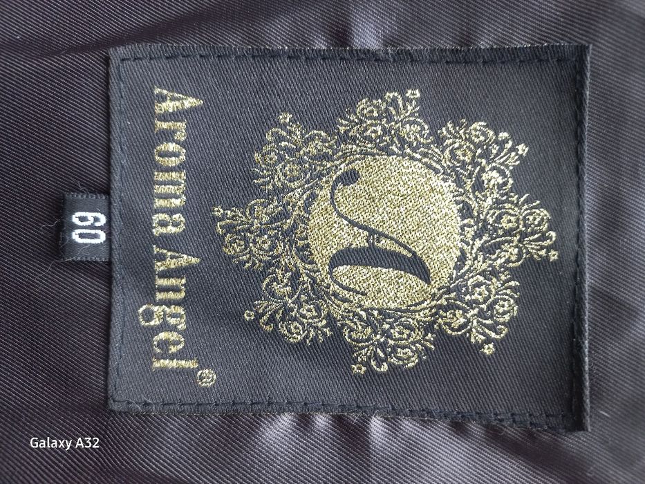 Продам шубу женскую