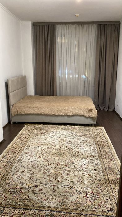 Сдам 2х комн квартиру