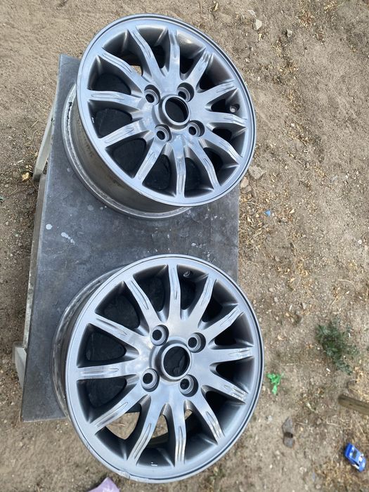 Продам диски от mitsubihi galant R15