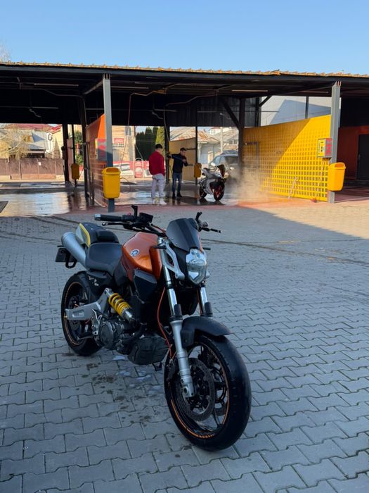 Yamaha mt-03 660