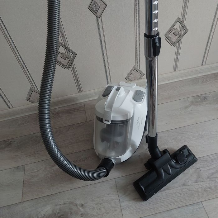 Продам пылесос Tefal