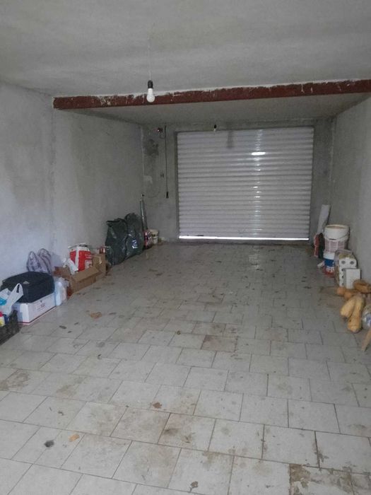 Продава се Къща в Разград, Орел - 684 кв.м за 317 €/кв.м - Снимка #13