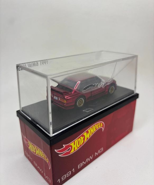 Hot Wheels BMW M3 1991 Red line