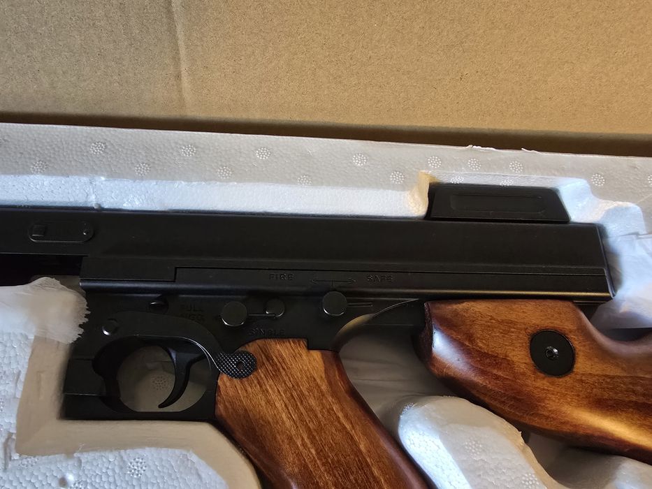 Vând Pachet Complet Airsoft Cyma CM.051 AEG(Thompson M1928) - NOU + Accesorii extra