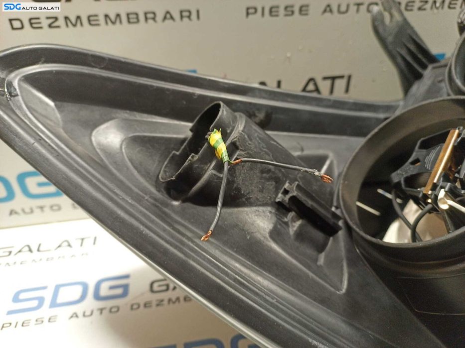 Far Stanga FARA Xenon Ford Focus 2 FL Facelift 2007 - 2011 Cod 8M51-13101-BC [L0925]