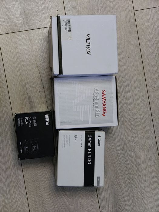 Samyang 75mm, viltrox 16mm, 50mm,