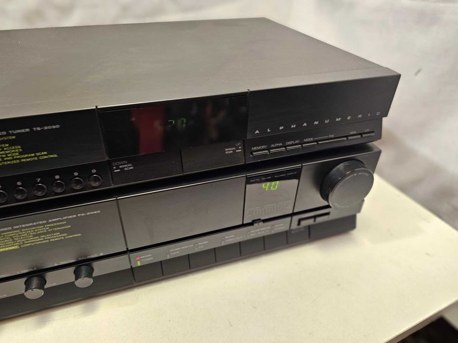 Linie Audio Saba Amplificator PA 2060 si Tuner TS 2030 Display Verde Phono