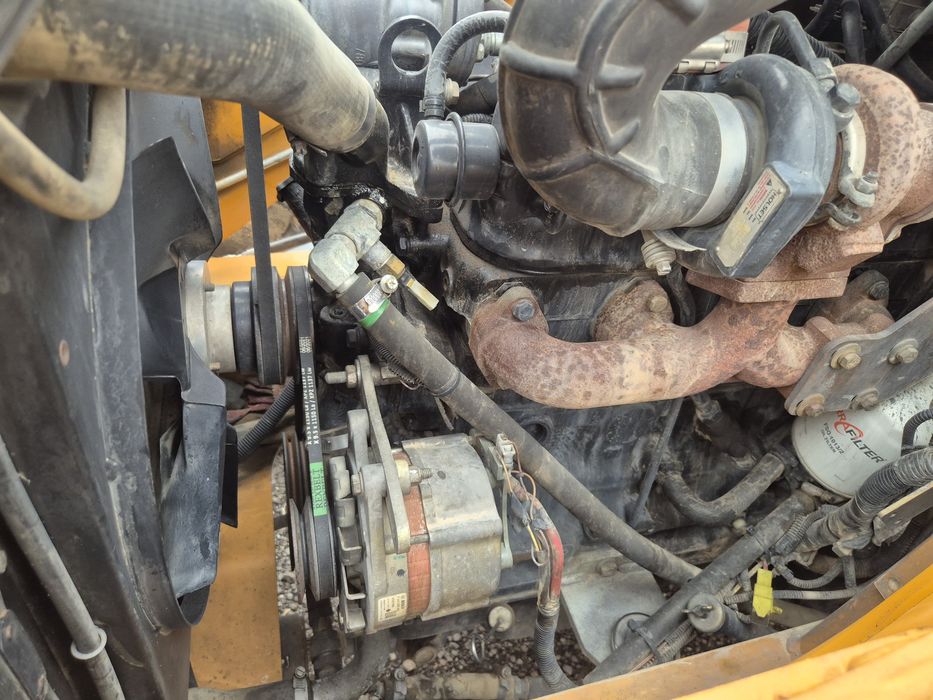 Экскаватор погрузчик