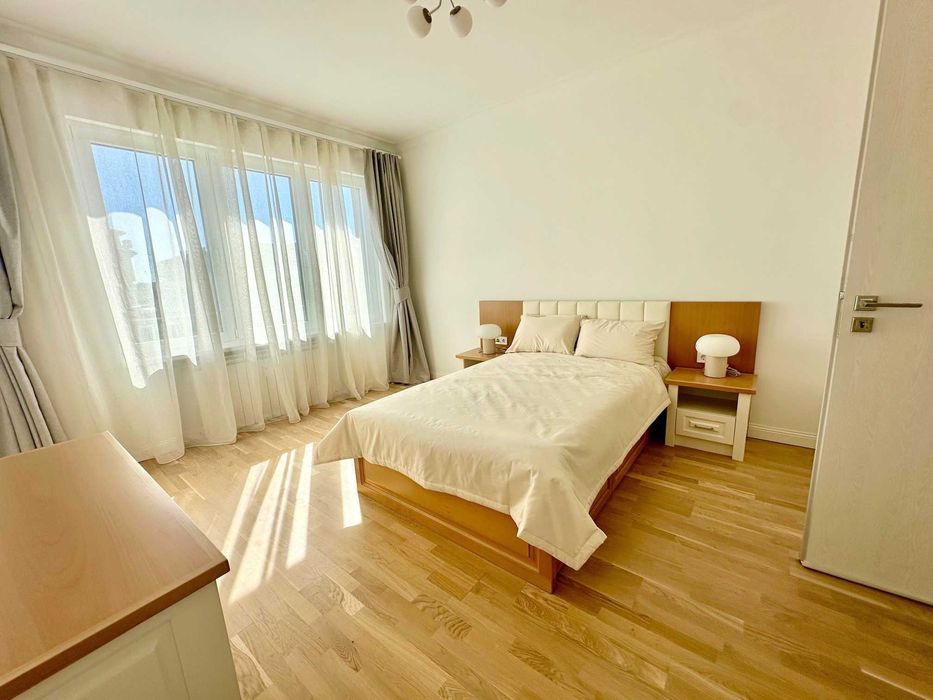 Дава се под наем Тристаен апартамент в София, Лозенец - 116 кв.м за 2200 € - Снимка #10