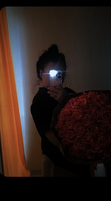 Букеты из атласных роз