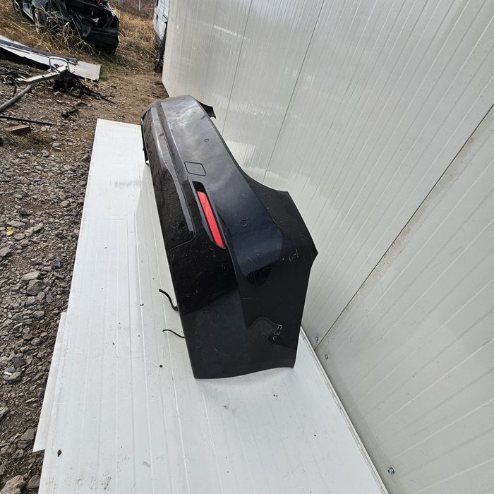 Задна брония бмв ф30  200лв