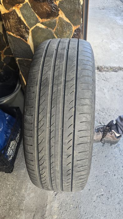 Vand 4 anvelope pirelli 235 60 R18