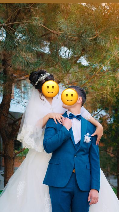 Продается мужской костюм