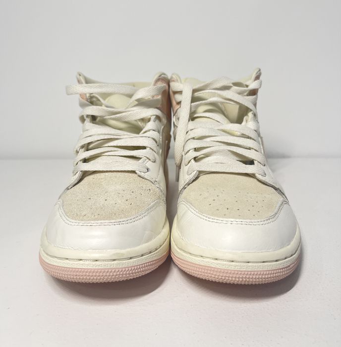 Jordan 1 MID SE Coconut milk