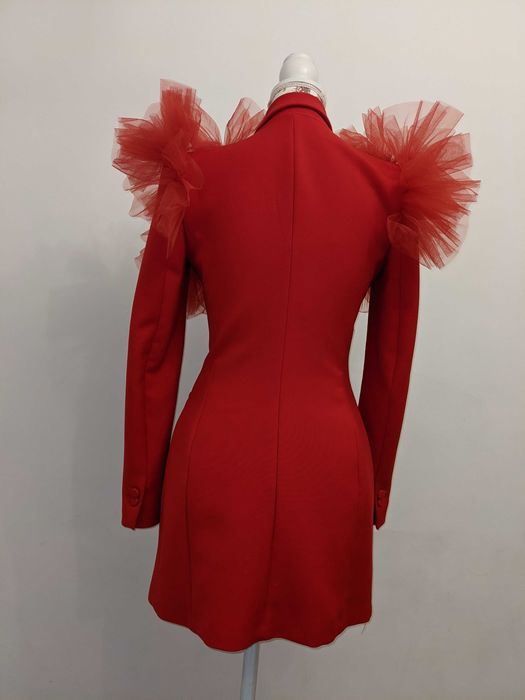 Sacou rosu cu detalii din tulle