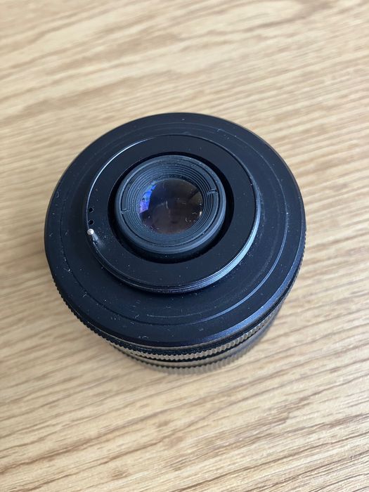 Обектив Revuenon с преходник за Sony e-mount (Sony Alpha)