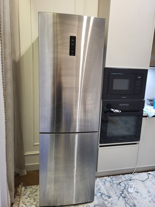 Холодильник с морозильником