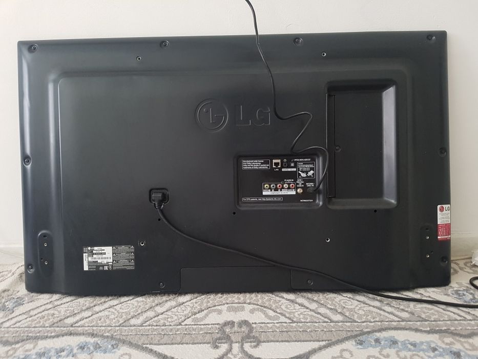 Продам Телевизор LG
