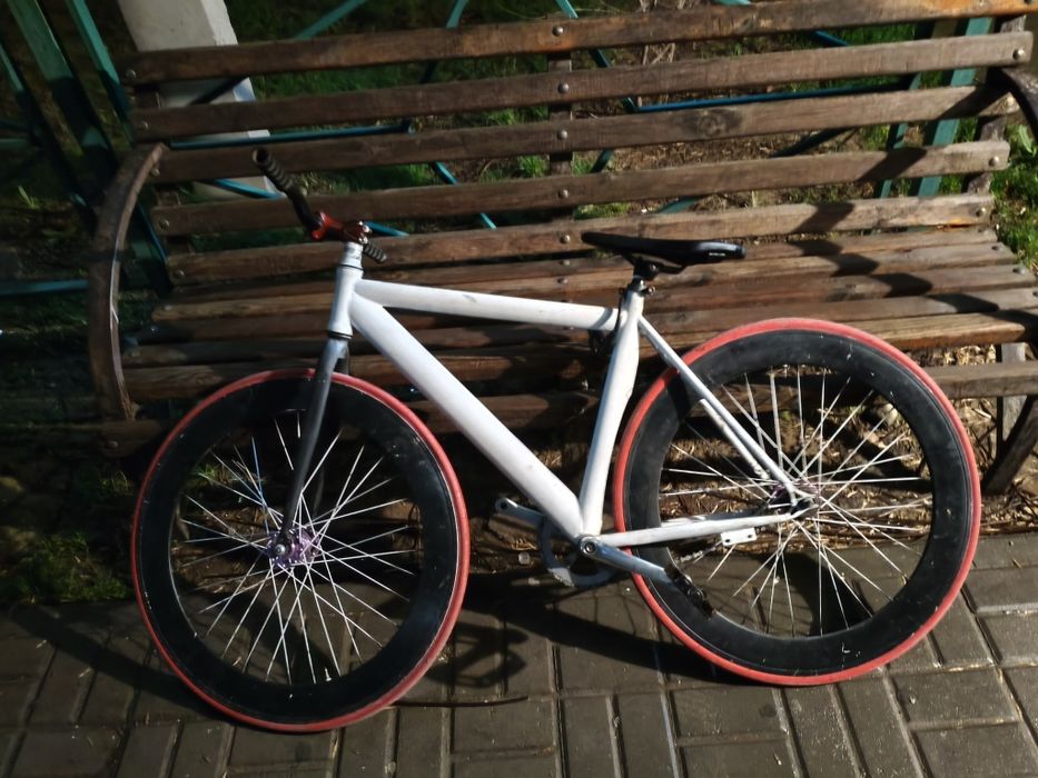 .Фикс велосипед.