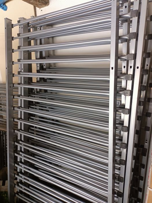 Vind pat 200 × 90 cm.
