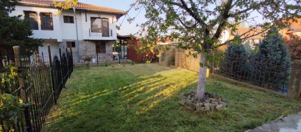 Продава се Къща в с. Александрово, Област Бургас - 159 кв.м за 1151 €/кв.м - Снимка #1