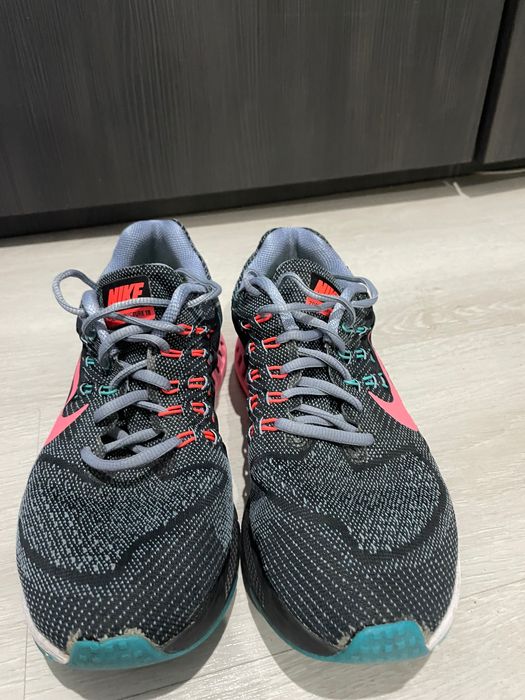 Дамски маратонки Nike