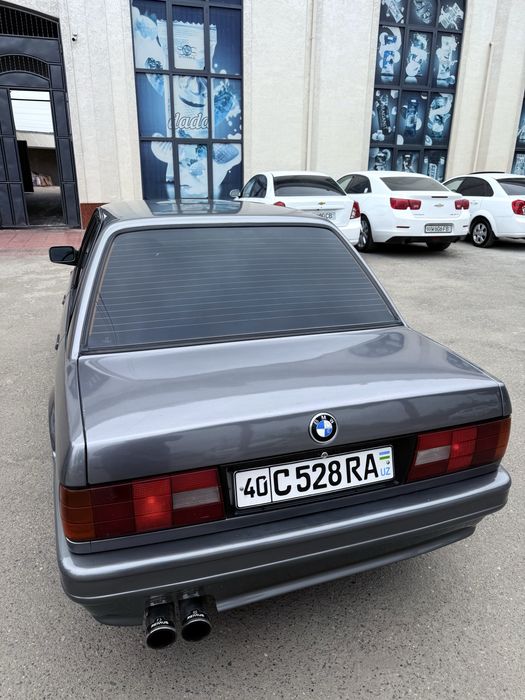 Продам BMW E30 вп  m52b28ty