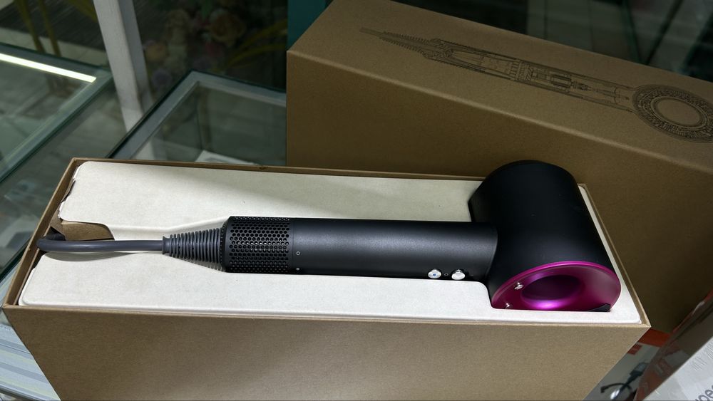 Dyson новый продам