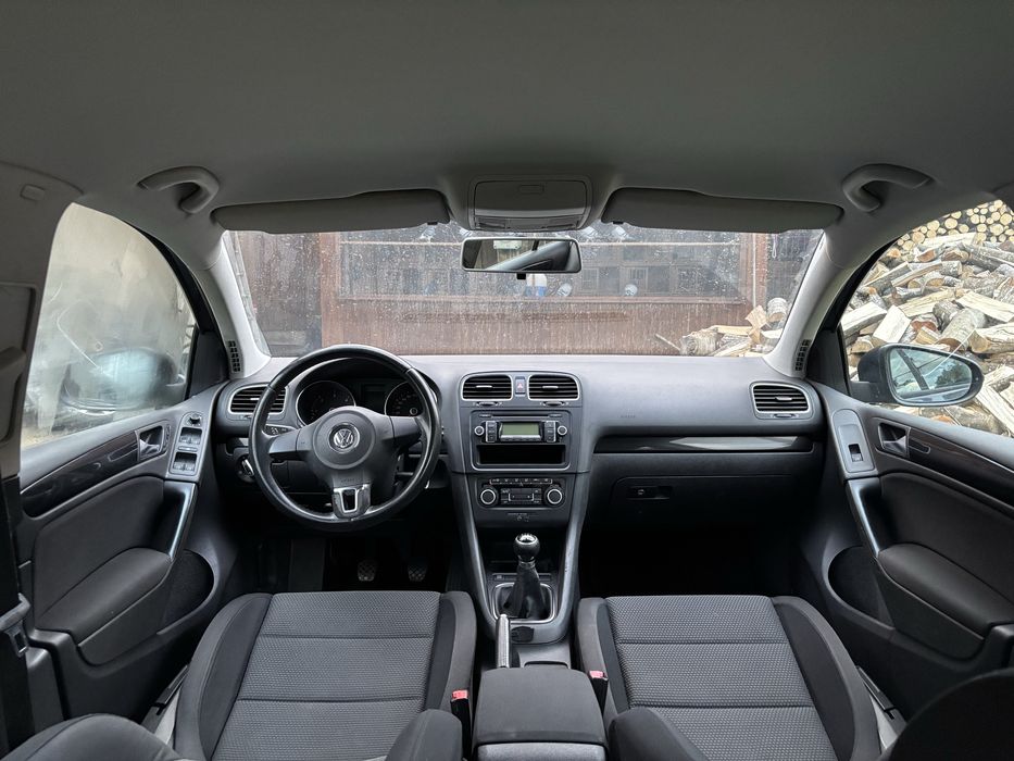 VOLKSWAGEN Golf 2010 — imagine 4